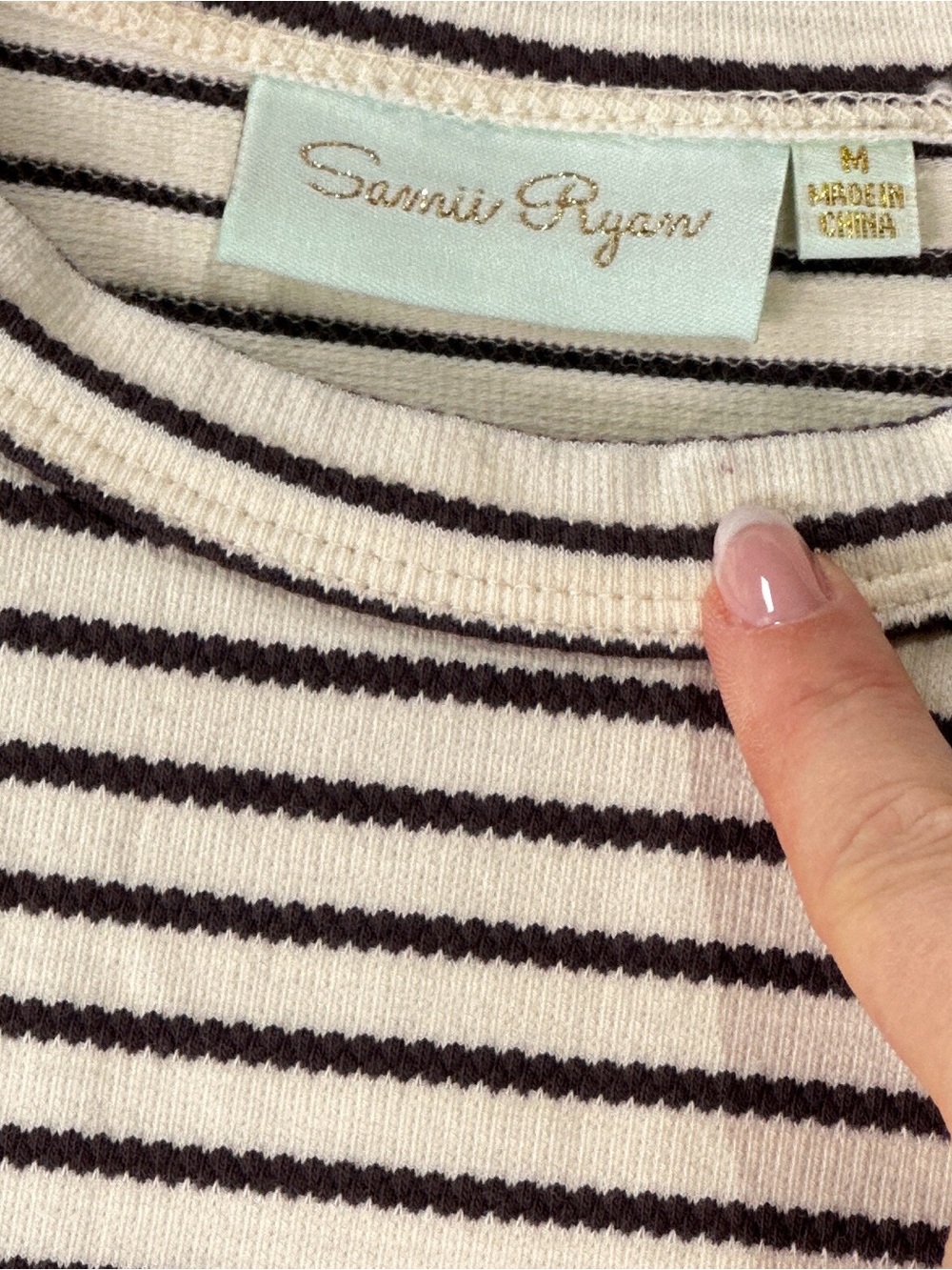 Samii Ryan Striped Ribbed Baby Tee Cropped Shirt Daisy Logo Black White M - Picture 6 of 8